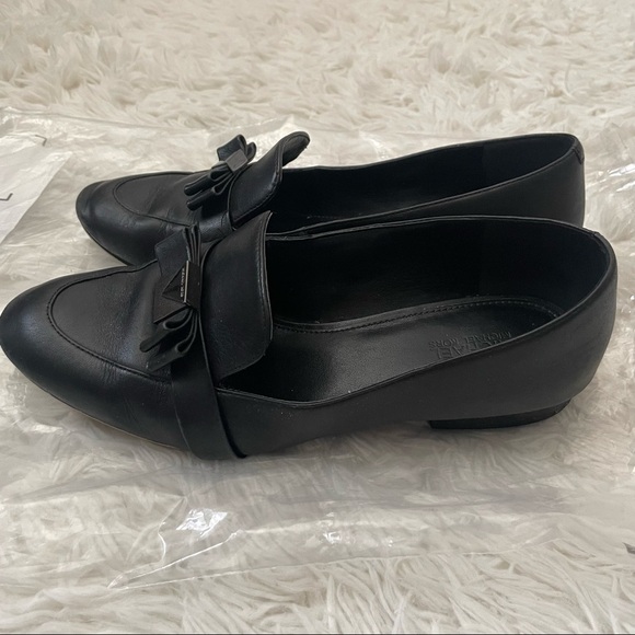 Micheal Kors Caroline Leather Loafer - Picture 2 of 8